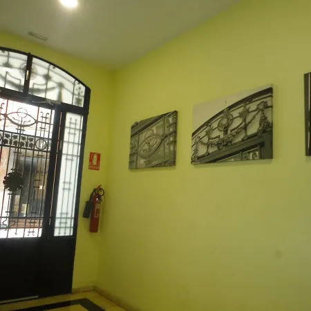 Rua Centro Balcony
